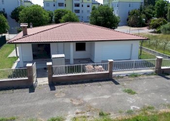 Foto 1 - Villa via berlinguer, Fidenza - foto 1