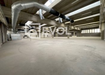 Foto 4 - Capannone via del Cristo
 
21, Manzano - foto 4