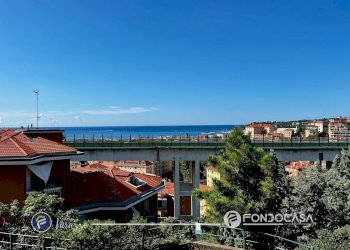 Foto 4 - Bilocale Via Bernardo Pizzorno
 
19, Varazze - foto 4