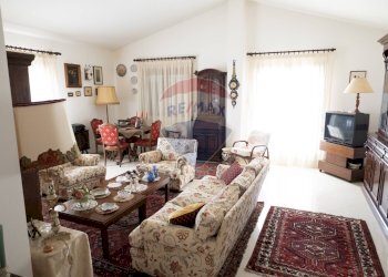 Sala da pranzo - Attico Via Gaetano Martino
 
49, Alcamo - foto 11