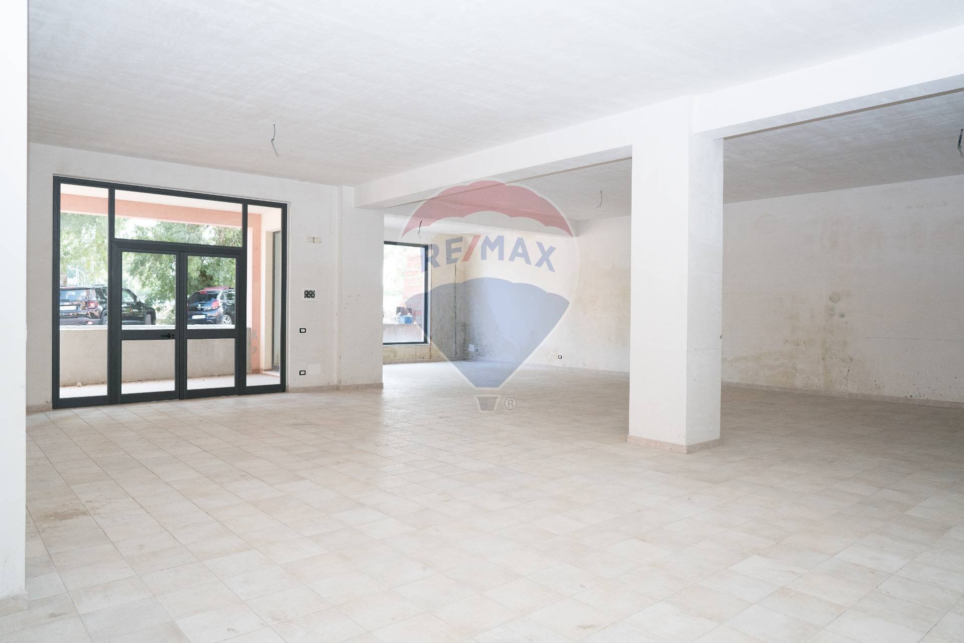 Stanza vuota - Locale Commerciale Via Livatino
 
30, Enna - foto 1