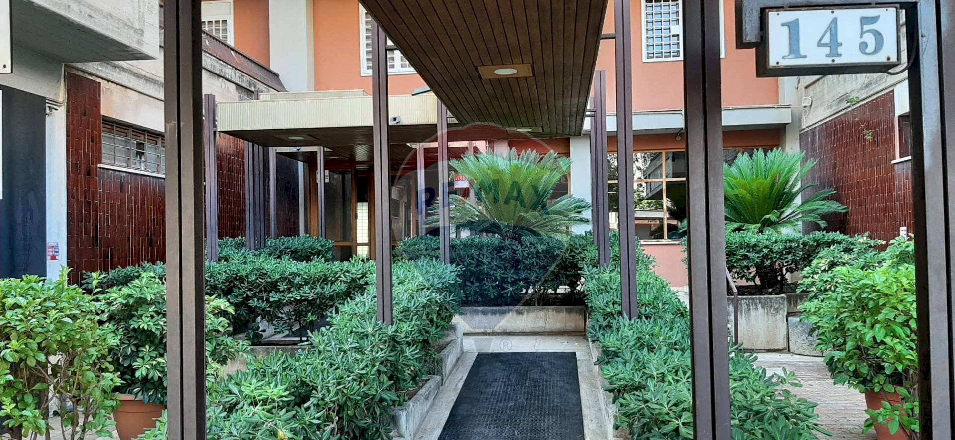 Giardino - Trilocale Via Leonardo da Vinci
 
145, Palermo - foto 2