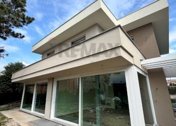 Casa all\'aperto - Semi-detached house Peschiera del Garda - photo 1