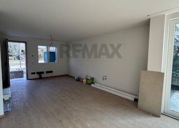 Stanza vuota - Semi-detached house Peschiera del Garda - photo 6