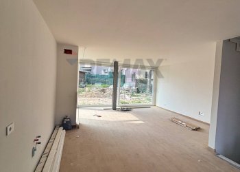 Stanza vuota - Semi-detached house Peschiera del Garda - photo 8