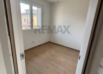 Stanza vuota - Semi-detached house Peschiera del Garda - photo 10