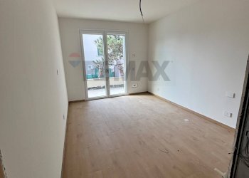 Stanza vuota - Semi-detached house Peschiera del Garda - photo 11