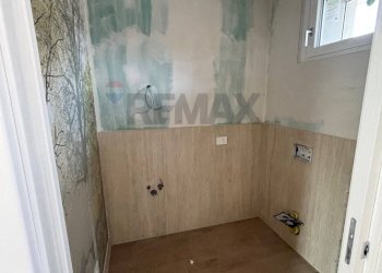 Stanza vuota - Semi-detached house Peschiera del Garda - photo 14