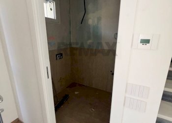 Hall / corridoio - Semi-detached house Peschiera del Garda - photo 21