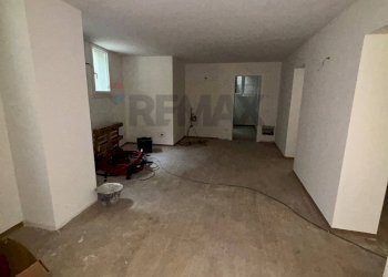 Stanza vuota - Semi-detached house Peschiera del Garda - photo 32