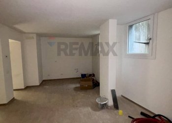 Stanza vuota - Semi-detached house Peschiera del Garda - photo 35