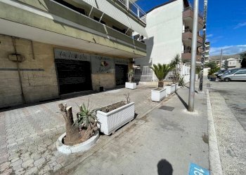 Foto 1 - Negozio VIA SALVO D'ACQUISTO
27, Caserta - foto 1