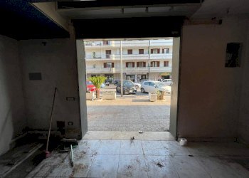 Foto 17 - Negozio VIA SALVO D'ACQUISTO
27, Caserta - foto 17