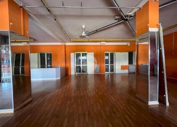 Negozio Locale Commerciale Via Cuneo, Barge - foto 3