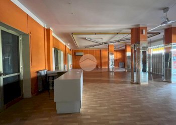 Negozio Locale Commerciale Via Cuneo, Barge - foto 7