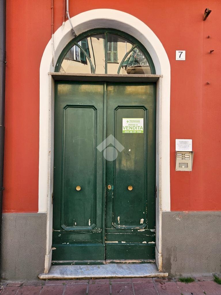 Three-room apartment Via Paolo Boselli, Taggia - photo 1