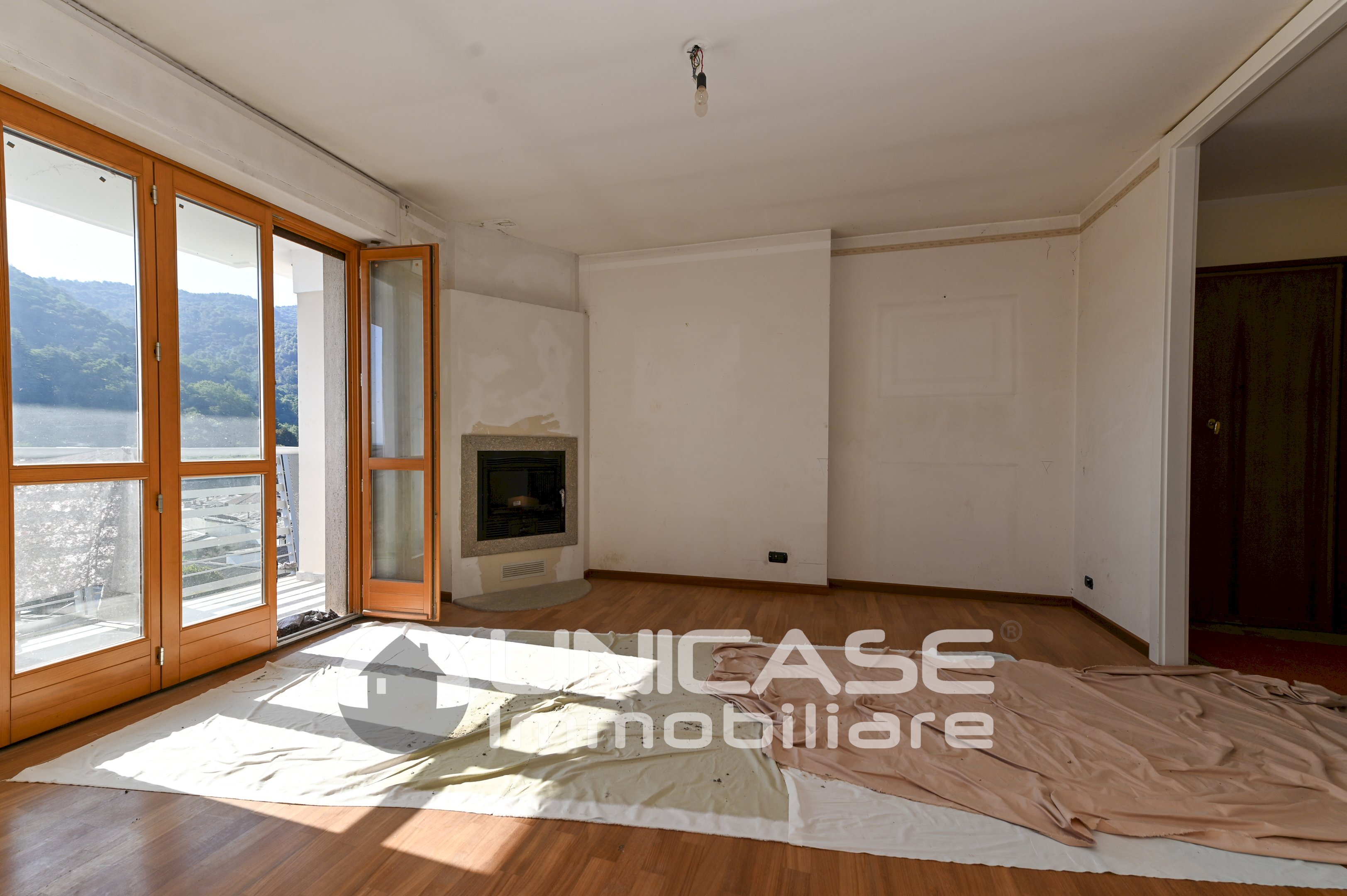Soggiorno - Four-room apartment Viale Giuseppe Mazzini, 78, Barge - photo 1