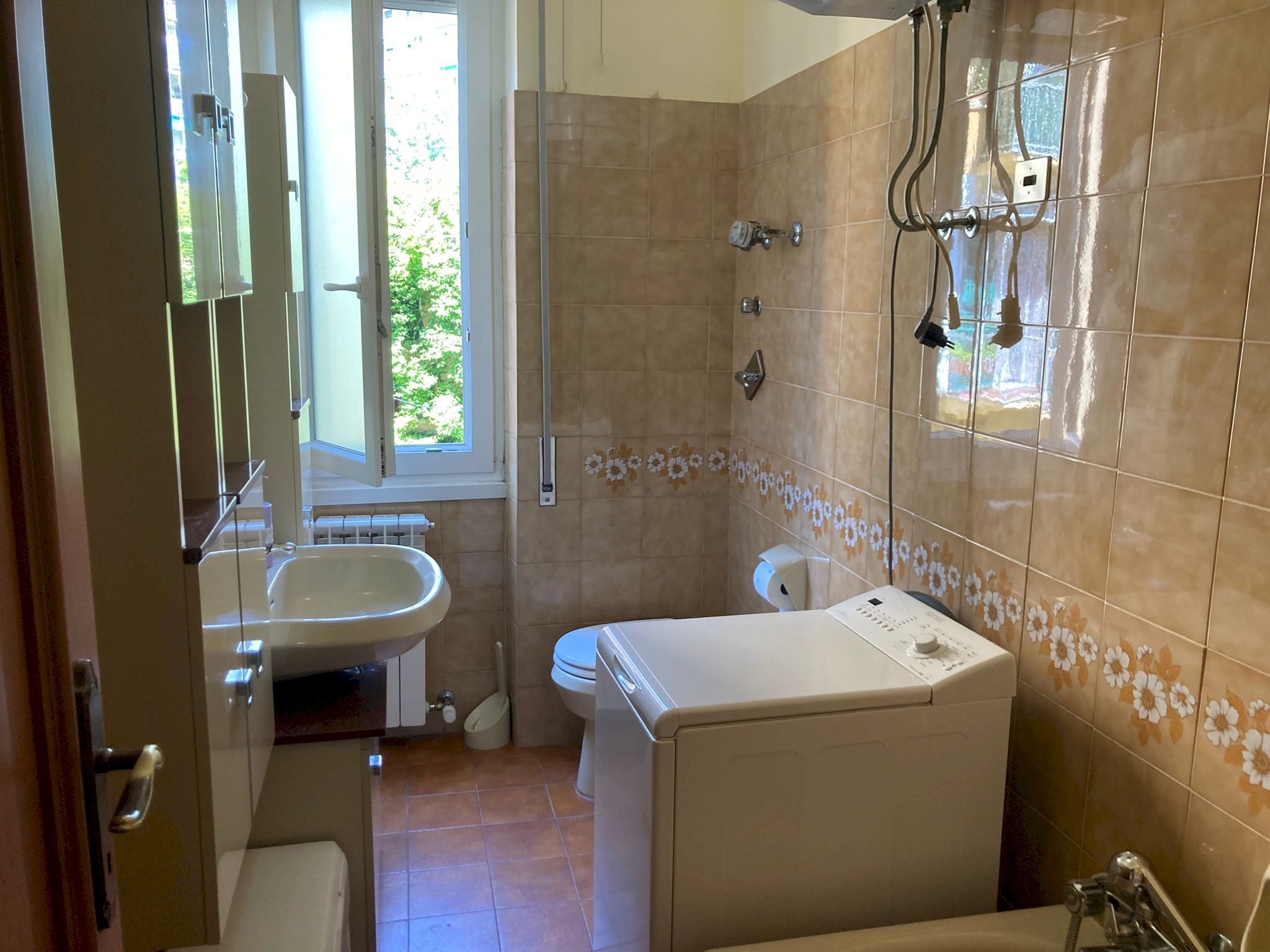 Trilocale salita Inferiore Salvator Rosa, Genova (zona Sampierdarena) - foto 2