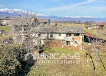 Facciata - Casa indipendente Via Pilone Rio, 8, Bagnolo Piemonte - foto 3
