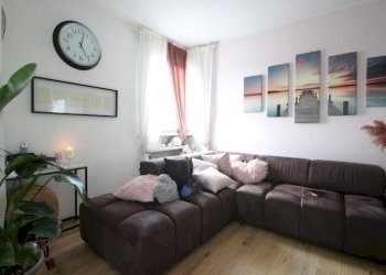 Three-room apartment Via Roma, Garbagnate Milanese - photo 16