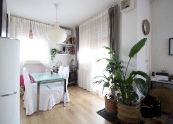 Three-room apartment Via Roma, Garbagnate Milanese - photo 17