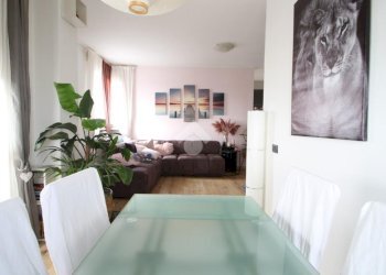 Three-room apartment Via Roma, Garbagnate Milanese - photo 20