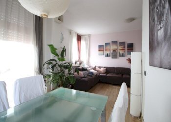 Three-room apartment Via Roma, Garbagnate Milanese - photo 21