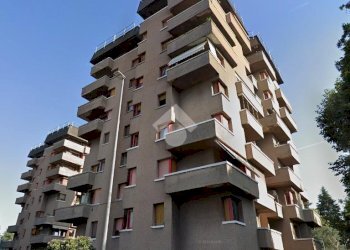 Three-room apartment Via Roma, Garbagnate Milanese - photo 46