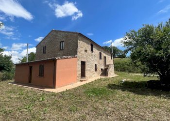 Foto 1 - Independent house Via Madonnina di Loreto
 
snc, Monteleone di Fermo - photo 1