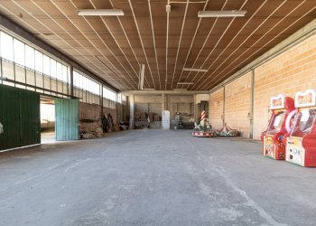 Foto 1 - Capannone 165, Acquaviva Picena - foto 1