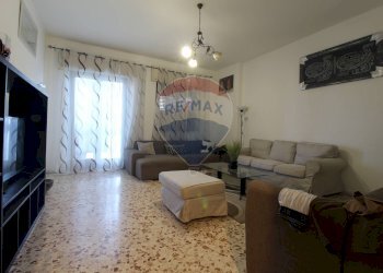 Soggiorno - Appartamento Via Cibele
 
51, Catania - foto 3