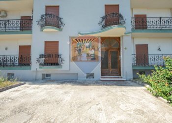 Edificio all\'aperto - Appartamento via Novaluce
 
73, Tremestieri Etneo - foto 41