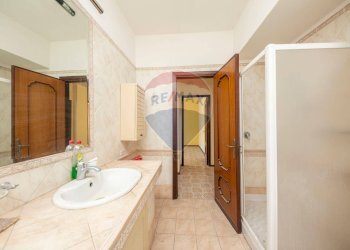 Bagno - Appartamento via Novaluce
 
73, Tremestieri Etneo - foto 17