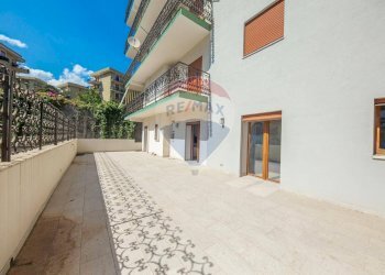 Terrazza - Appartamento via Novaluce
 
73, Tremestieri Etneo - foto 26