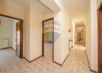 Hall / corridoio - Appartamento via Novaluce
 
73, Tremestieri Etneo - foto 11