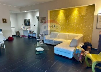 Soggiorno - Appartamento Via Francesco De Sanctis
 
6, Catania - foto 8