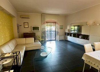 Sala da pranzo - Appartamento Via Francesco De Sanctis
 
6, Catania - foto 12