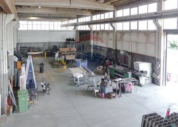 Parcheggio - Capannone Via dell'Artigianato
 
19, Robbio - foto 19