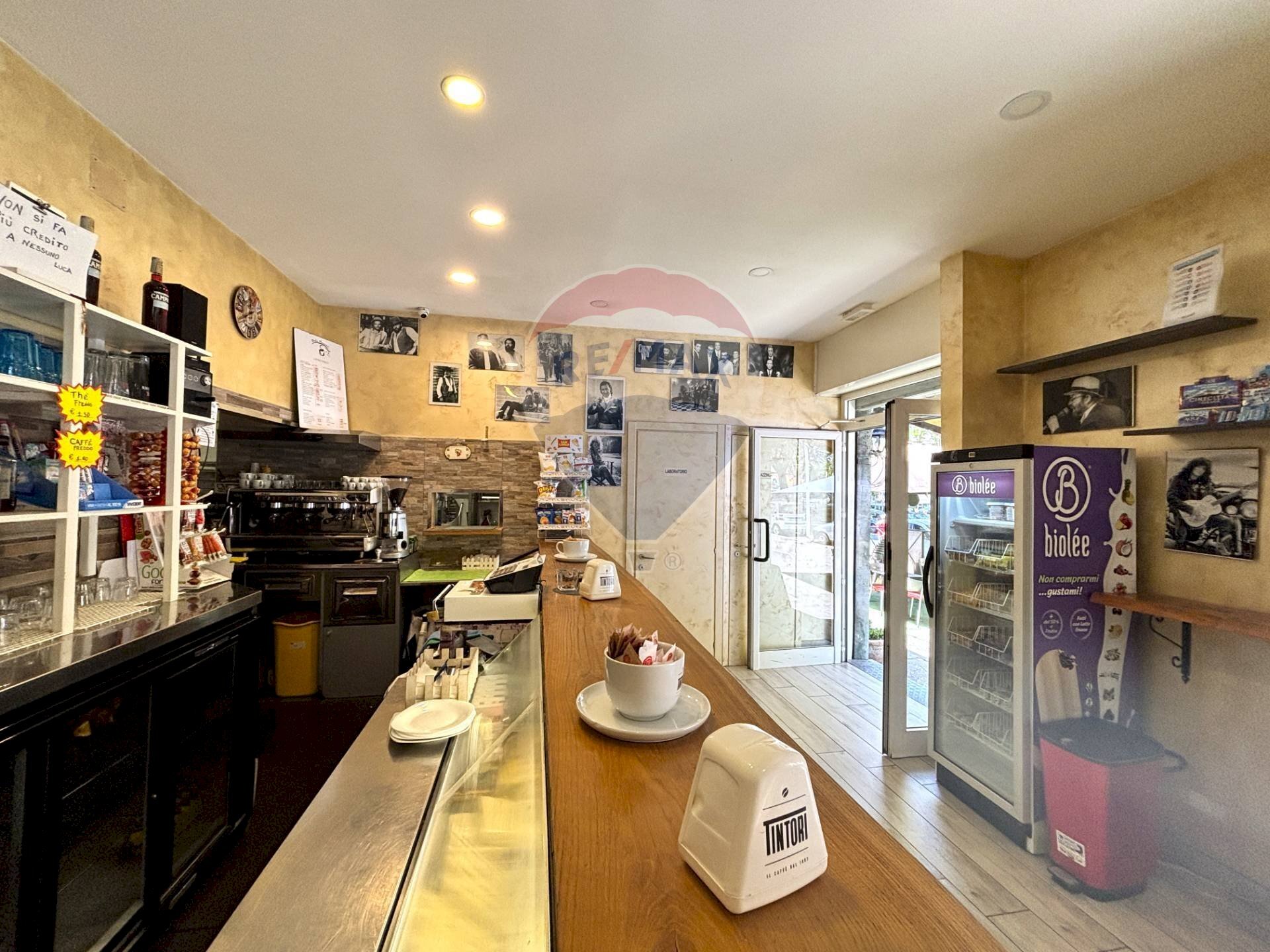 Cucina - Attività Commerciale Viale Di Tor Marancia, Roma - foto 3