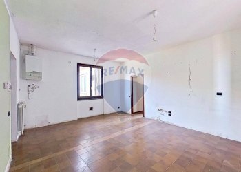 Stanza vuota - Bilocale VIA CAVOUR
 
19, Mornago - foto 6