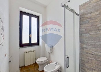 Bagno - Bilocale VIA CAVOUR
 
19, Mornago - foto 13