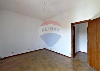 Stanza vuota - Bilocale VIA CAVOUR
 
19, Mornago - foto 17