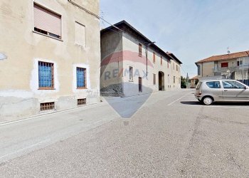 Edificio all\'aperto - Bilocale VIA CAVOUR
 
19, Mornago - foto 25