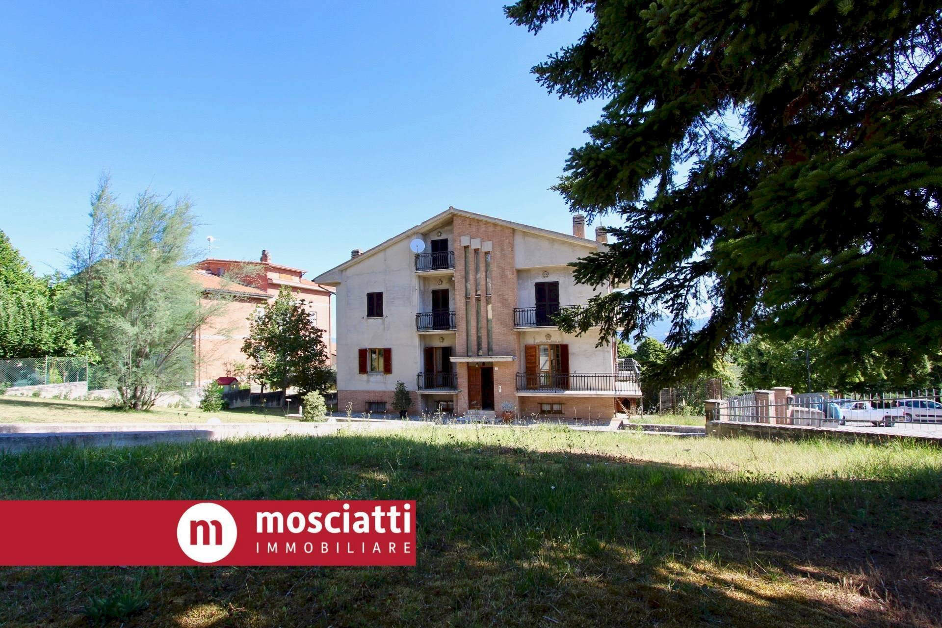 Foto 1 - Appartamento Via Spontini
 
1, Pioraco - foto 1