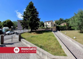 Foto 12 - Appartamento Via Spontini
 
1, Pioraco - foto 12