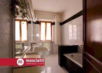 Foto 15 - Appartamento Via Spontini
 
1, Pioraco - foto 15