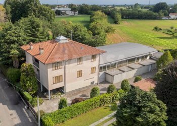 Foto 2 - Stabile - Palazzo Via Leopardi
 
34, Cornate d'Adda - foto 2