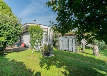 Foto 24 - Stabile - Palazzo Via Leopardi
 
34, Cornate d'Adda - foto 23