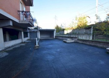 Cortile interno - Box corso Armando Diaz, 2, Mondovì - foto 2