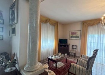 Salone - Villa via Patrioti, 22, Induno Olona - foto 20